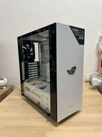 NZXT x ROG主題白色機箱 white PC case