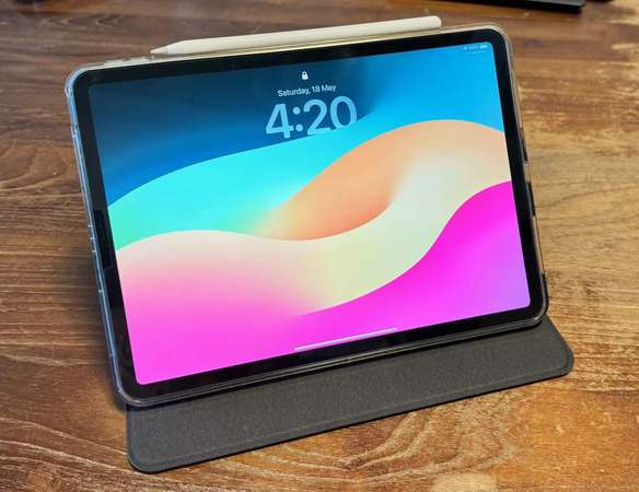 2021 iPad Pro 11” (第三代，M2，256Gb 行貨）