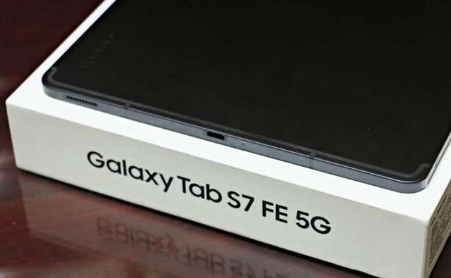98%New Samsung Tab S7 FE 5G版12.4” 淺綠色行貨全套有盒