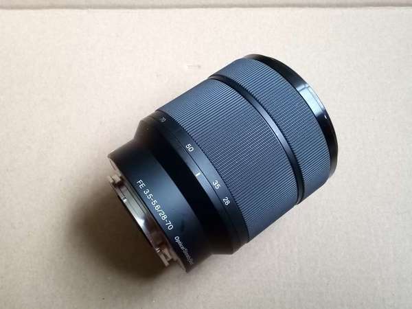 Sony  FE  28-70mm  Kit 鏡