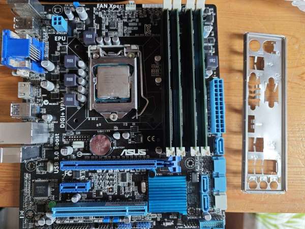 Asus B75M + Xeon E3 1230v2 + DDR3 16GB Ram