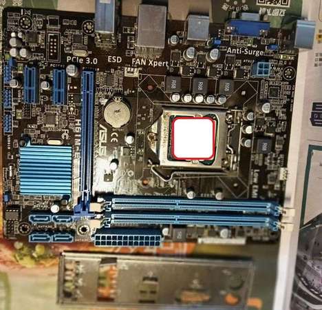 ASUS H61M-E LGA 1155 Micro ATX Intel Motherboard + 背板. (自帶WIN 10 HOME 數位啟動)