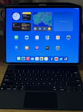 iPad Pro 12.9吋 M1 256GB WiFi 銀色 連 Apple Magic Keyboard (可議價)