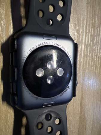 黑色 Apple Watch 3 (42mm)  原裝叉電線 香港Apple行貨 電池健康度89%