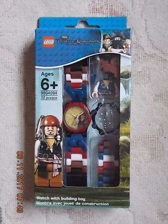 全新 LEGO Pirates Of The Caribbean Watch and Mini-figure Box Set