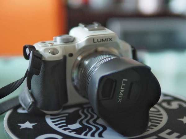 代友出售二手M43 白色Panasonic g5 相機連鏡頭