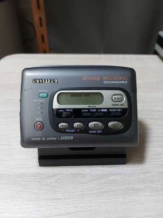aiwa JX659 卡式錄音收音Walkman