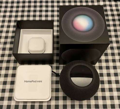 Apple HomePod Mini 黑色 蘋果WiFi喇叭 行貨 99%新 只開盒檢查和試機 全套有盒齊所有配件 合完美主義者
