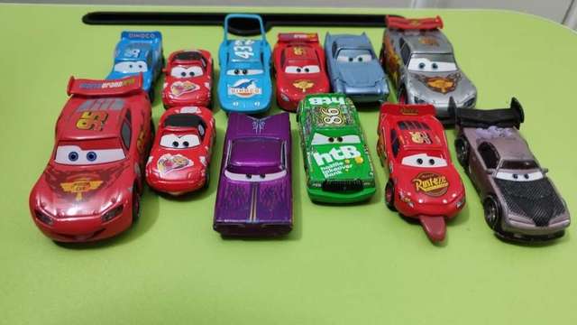 迪士尼反斗車王車仔12 架 （不散賣） disney Pixar toy car