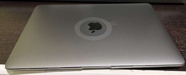 MacBook Air (M1, 2020) - 99% New