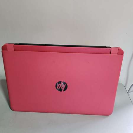 9成新 粉紅色 15.6" HP Pavilion Notebook  零件機  可著機 螢幕顯示不正常 有意PM出價