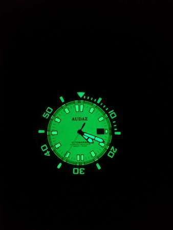 Audaz octomarine 綠圈綠夜光面 自動機械500米潛水錶
