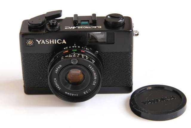 Yashica Electro 35MC black 最小型Yashica電子35相機