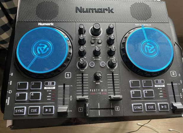 Numark Party Mix (打碟)