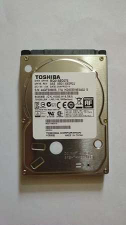 TOSHIBA 2.5“ 750GB 硬碟 hard disk
