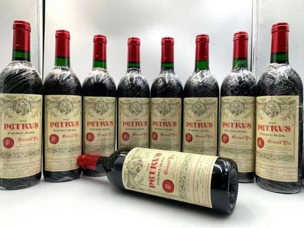 香港高價收購帕圖斯/petrus紅酒