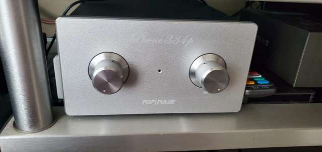 黑膠膽Phono Amp,仿EAR 834線路,採用12u7 x 3支