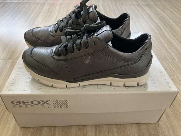 GEOX sneakers EU35