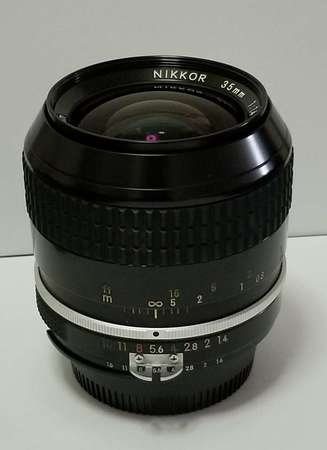 Nikon FX 35mm 1.1.4 Manual Lens