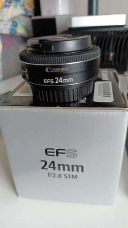 放99%新CANON EFS 24mm 2.8 STM鏡連盒全套=$700