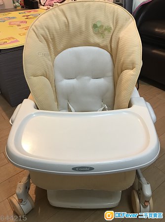 combi 餐椅 摇椅