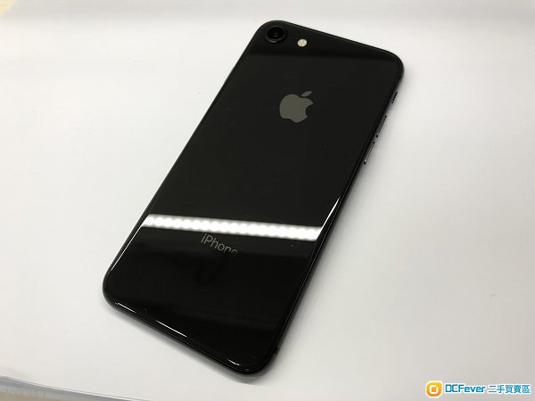 apple iphone 8 64gb space grey 黑色 净机,保到19年6月 over 95%new