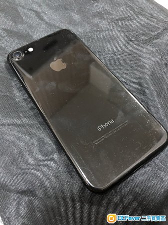 iphone7 128gb jet black
