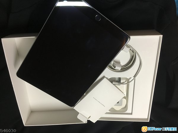 99%新ipad 2018 32gb wifi space gray