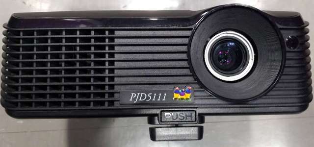 出售ViewSonic PJD5111 2500 Lumens Portable DLP Projector - DCFever.com