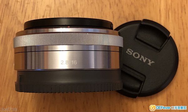 sony sel 16mm f2.8 饼镜