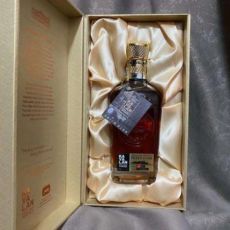 kavalan distillery reserve single cask strength peat