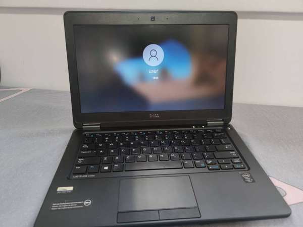 出售Dell Latitude E7250 i7-5600U / 8GB RAM / 256GB SSD (壞Touchpad