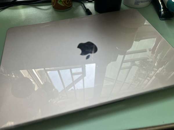 美品 MacBook Air 13.6 M2 24GB 2TB AppleCare + 2025 8月-